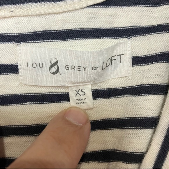 Lou & grey striped short sleeve romper tie waist women’s size XS gray & cream - Picture 5 of 11